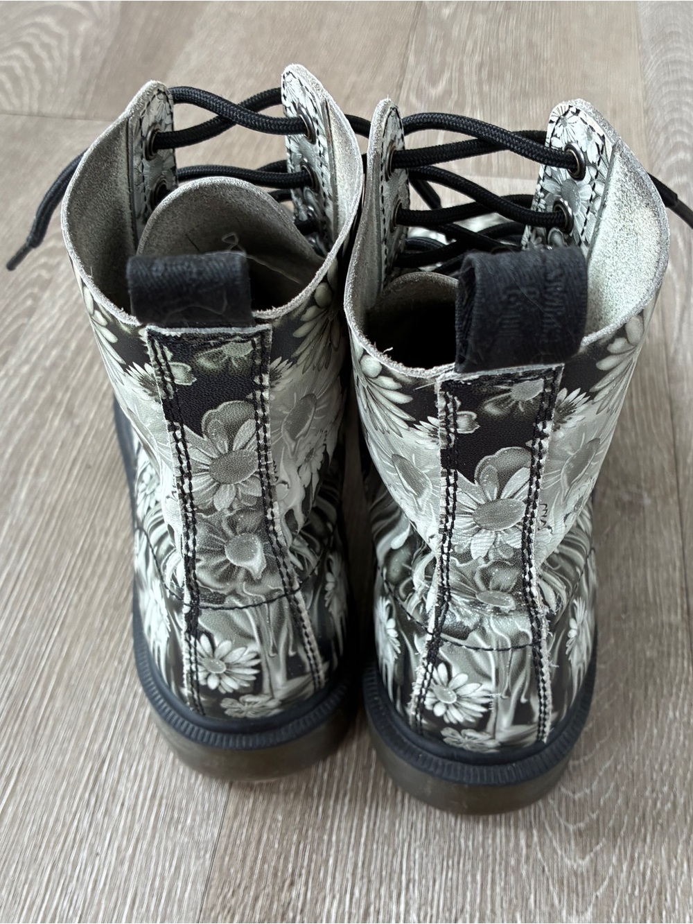 DR MARTENS rare floral slime drip boots punk grunge indie monotone leather - Picture 3 of 8